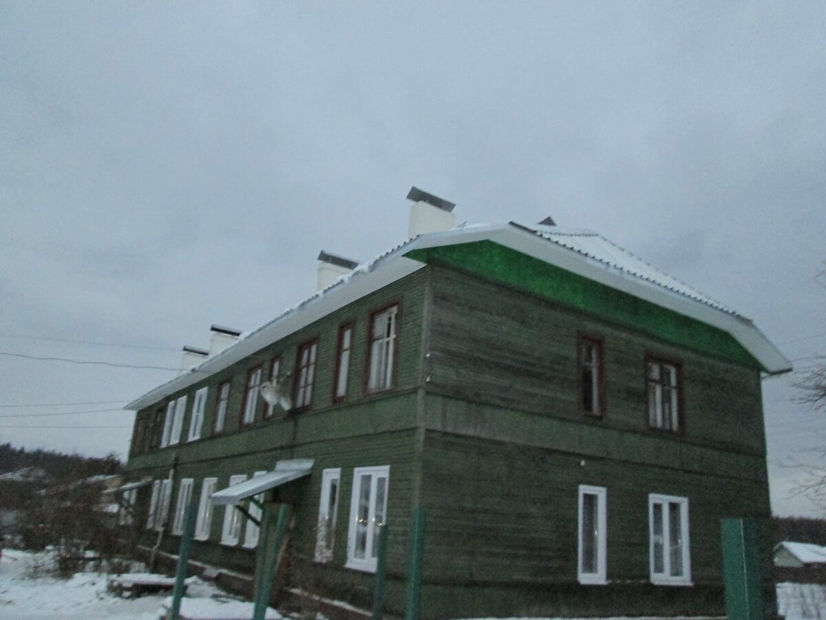 Дом после ремонта кровли — Капитальный ремонт кровли, п. Суда, ул. Макарова